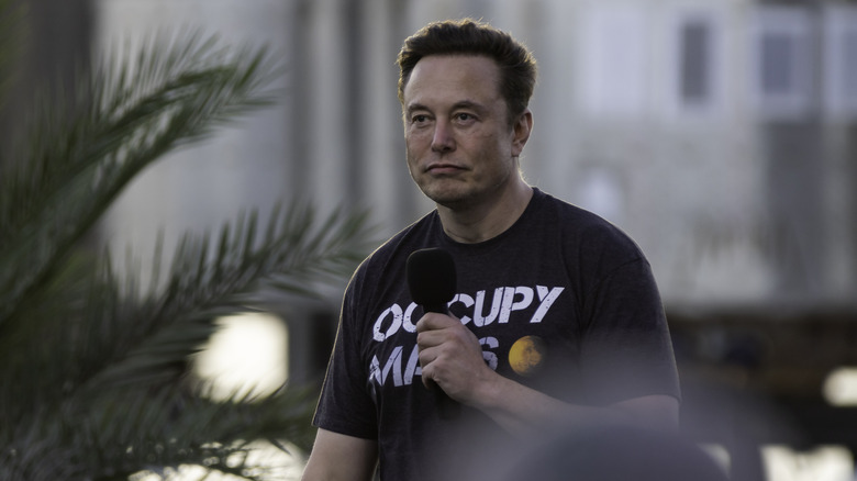 Elon musk occupy mars