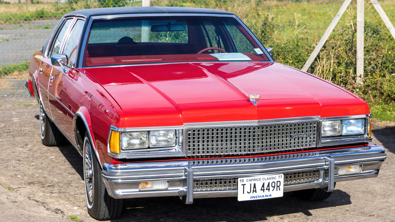 Front shot of a 1977 Chevrolet Caprice Classic sedan