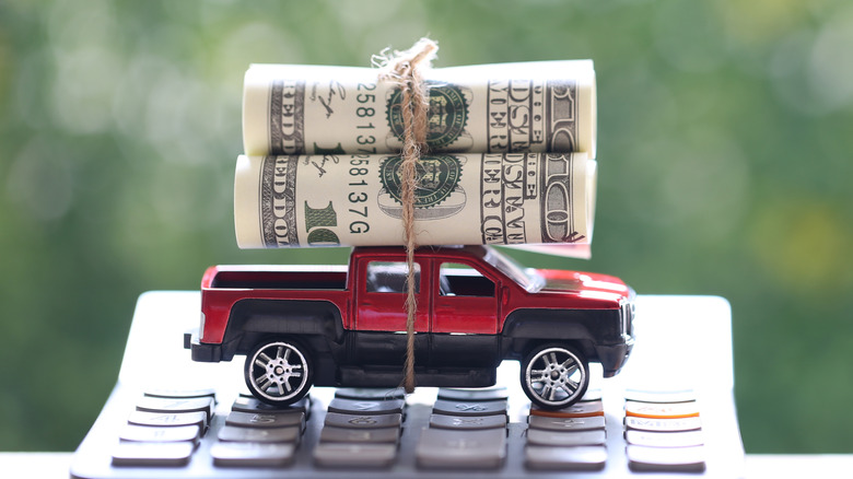 Concept of calculating a truck's value