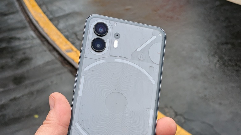 Nothing Phone (2)