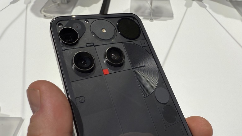 Nothing Phone (3) in a man's hand
