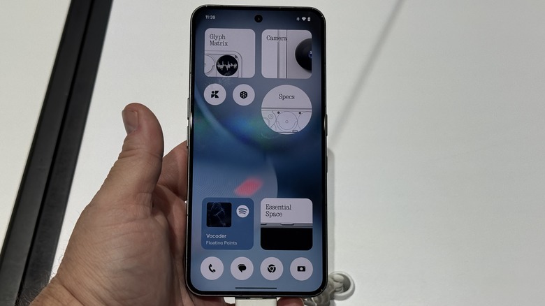 Nothing Phone (3) in a man's hand