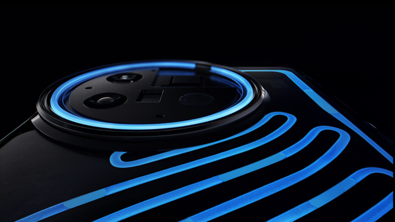 OnePlus 11 Concept blue lighting