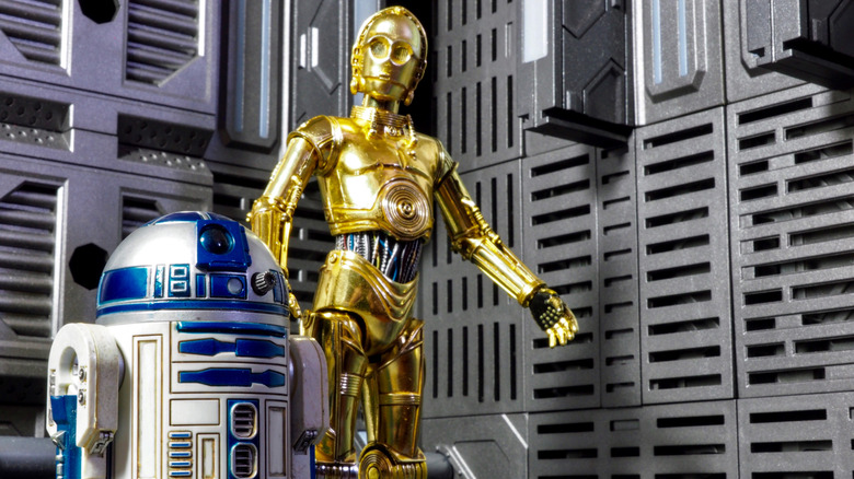 R2-D2 and C-3PO droids from Star Wars