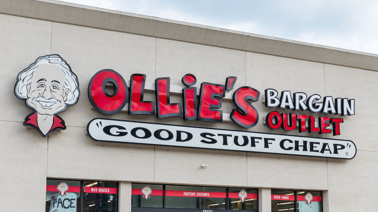 A sign for Ollie's Bargain Outlet.