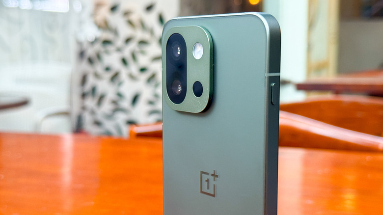 Side profile of the OnePlus 13s.