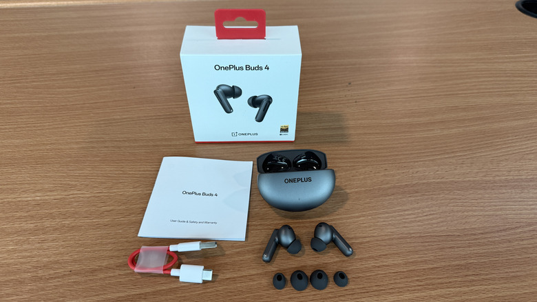 OnePlus Buds 4 unboxing