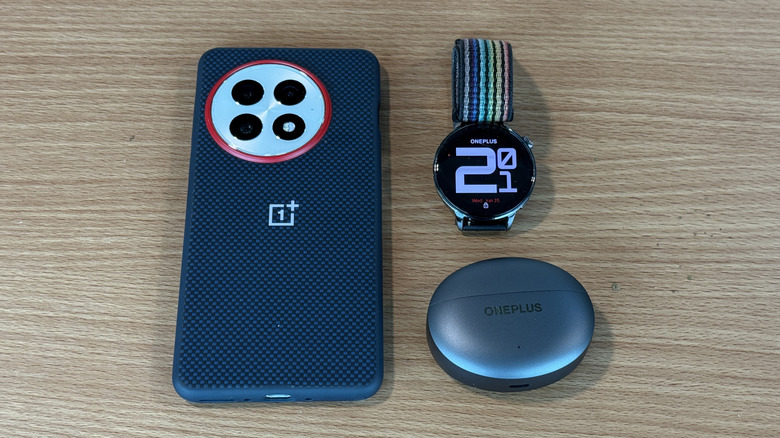 OnePlus Buds 4 with OnePlus 13 and OnePlus Watch 3