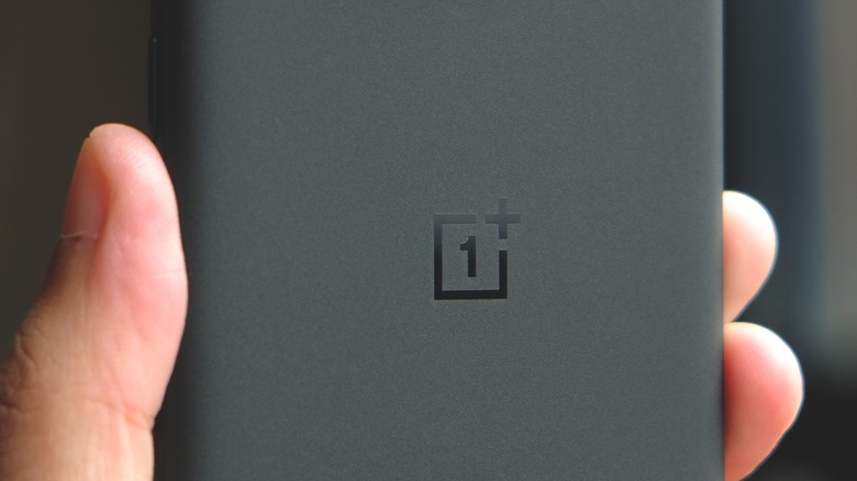 OnePlus smartphone logo