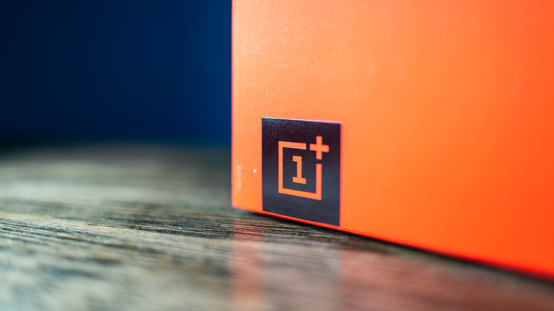 OnePlus logo retail packaging box