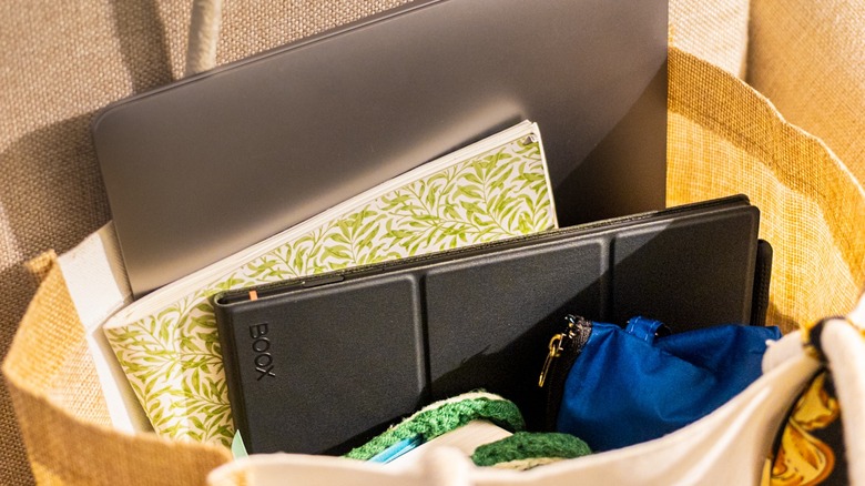 It's easy to slip the Onyx Boox Note Air4 C into your bag