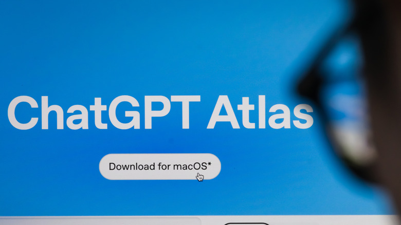 Using ChatGPT Atlas on computer.