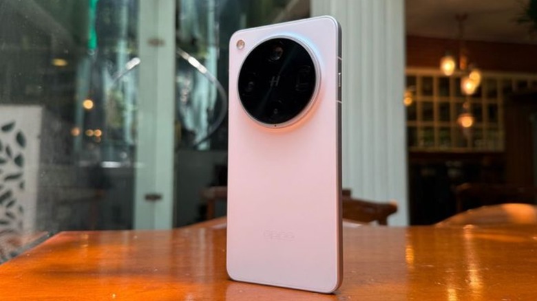 Rear view of Oppo Find X8 Ultra.
