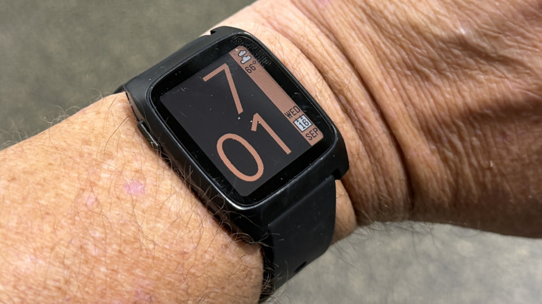 Man wearing the Pebble Time 2