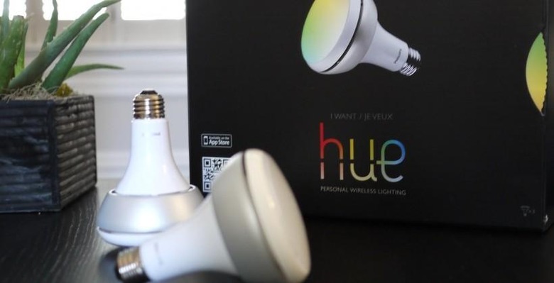 Philips Hue Smart Plug review: discreet and functional