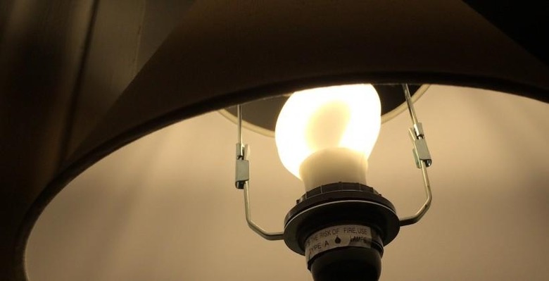 philips_slimstyle_led_bulb_live_5