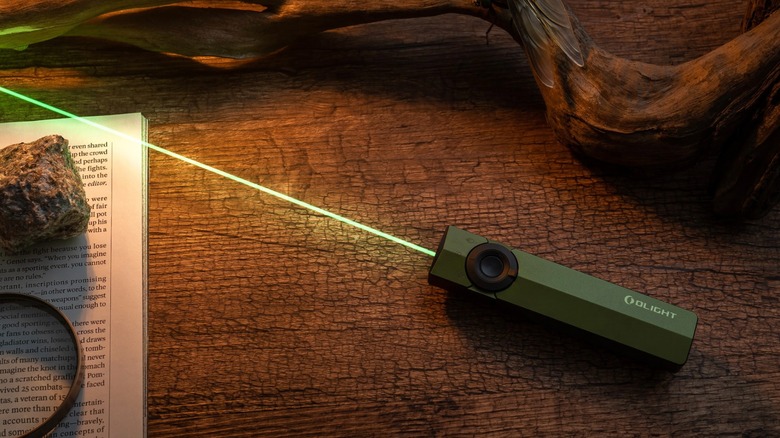 ArkPro Green emitting green laser