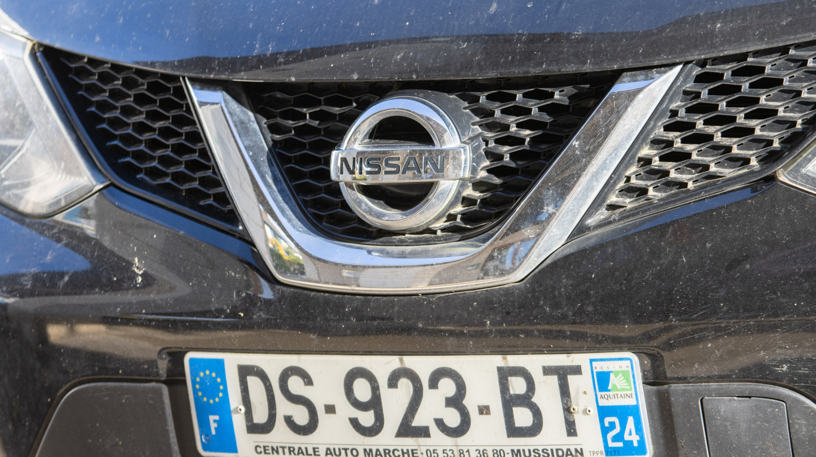 Pink License Plates Are About To Become A Common Sight In France