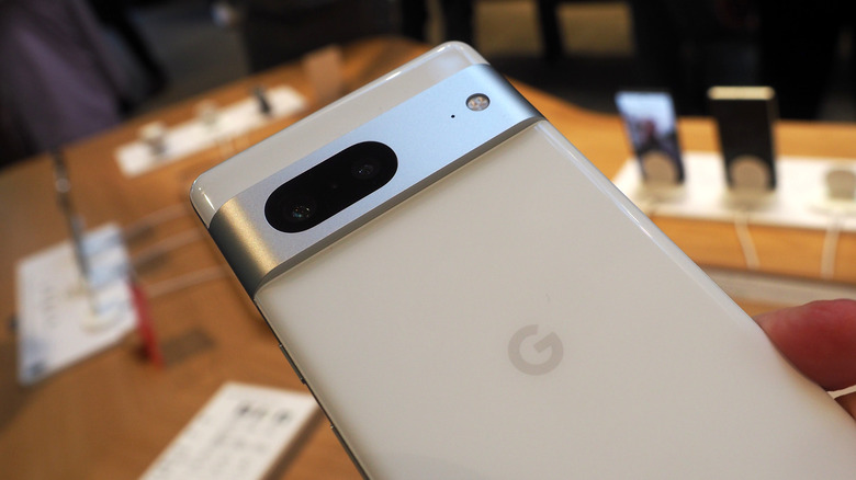 Pixel 7 