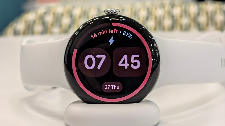Man wearing the Pixel Watch 5