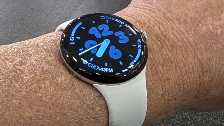 Man wearing the Pixel Watch 5
