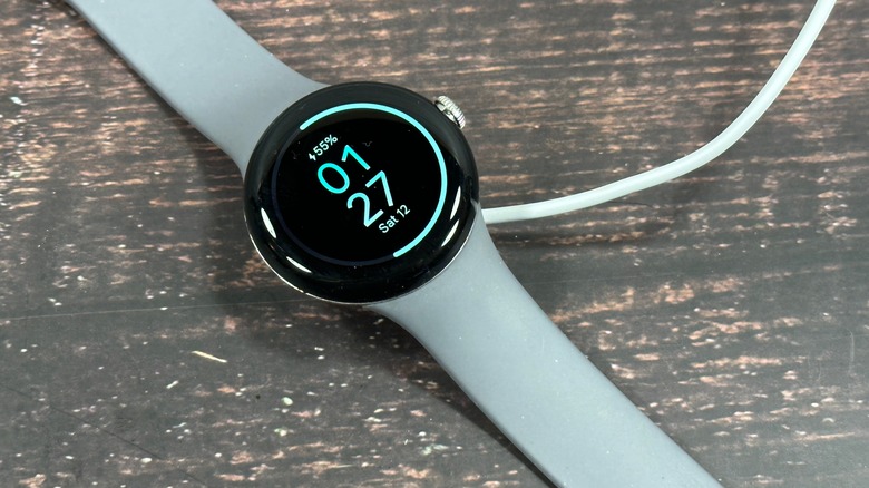 Pixel Watch charging