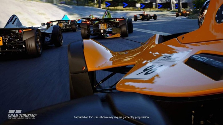 New Gran Turismo 7 Gameplay Showcases Daytona International Speedway