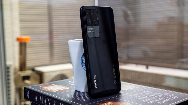 Poco F4 GT review: Design, build quality, handling