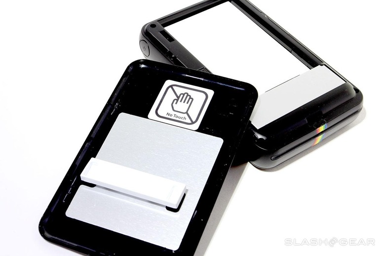 Polaroid Zip Review: the best tiny photo printer on the market today -  SlashGear