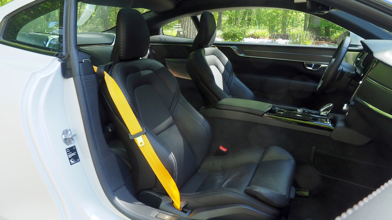 Polestar 1 seats