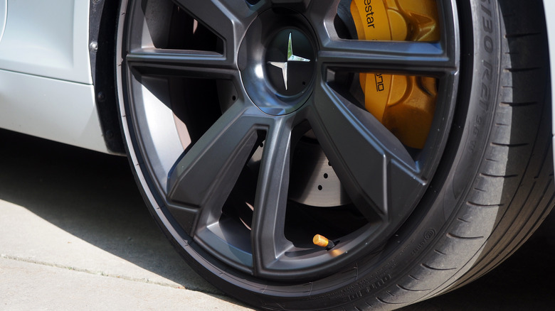 Polestar 1 wheel