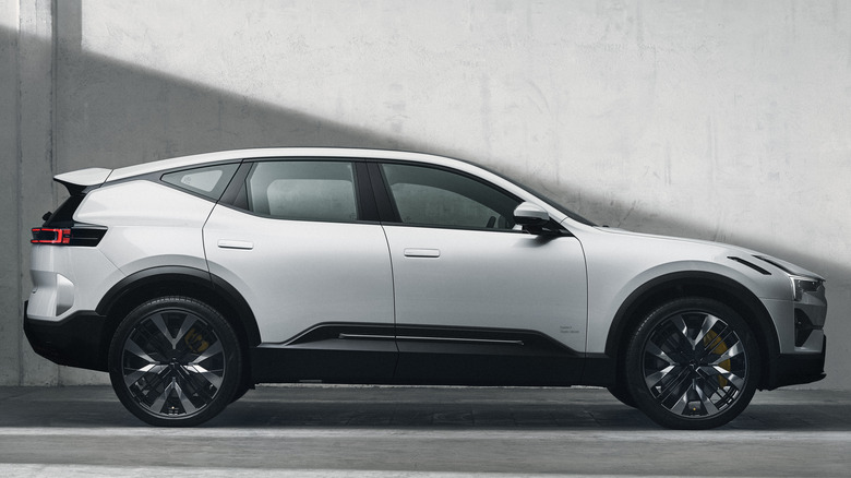 Polestar 3 side view