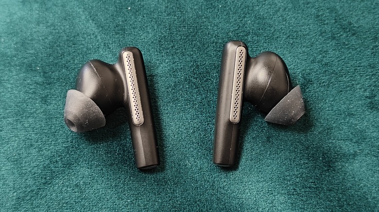 Voyager free 60+ UC Earbuds