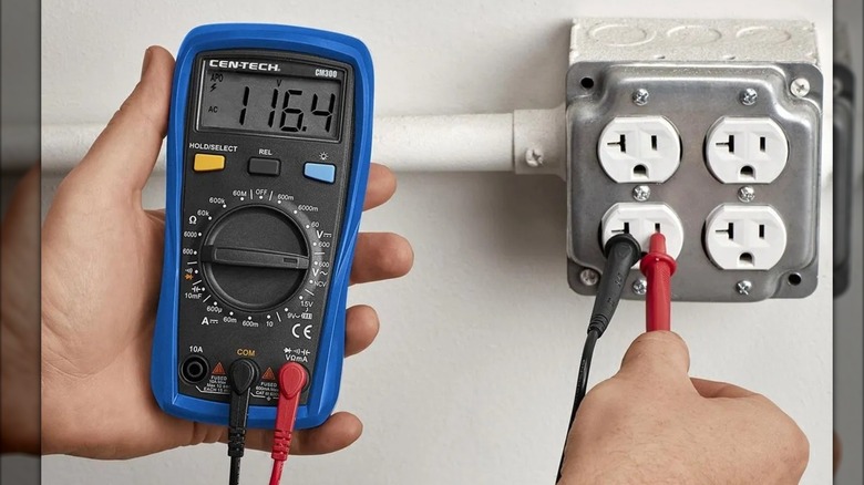 Using the Harbor Freight Cen-Tech CM300 multimeter to test voltage.