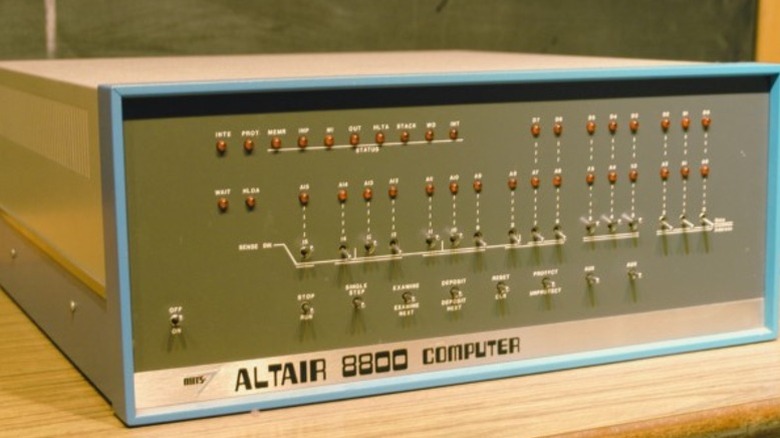 Altair 8800 device