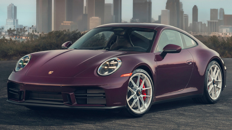 Front three quarter image of a US-Spec Porsche 911 Carrera S with the MT Package