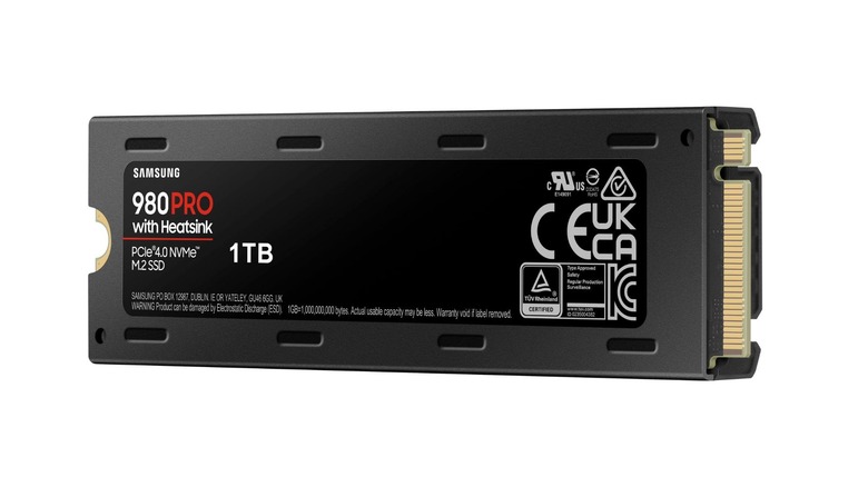 Samsung 980 PRO SSD with Heatsink