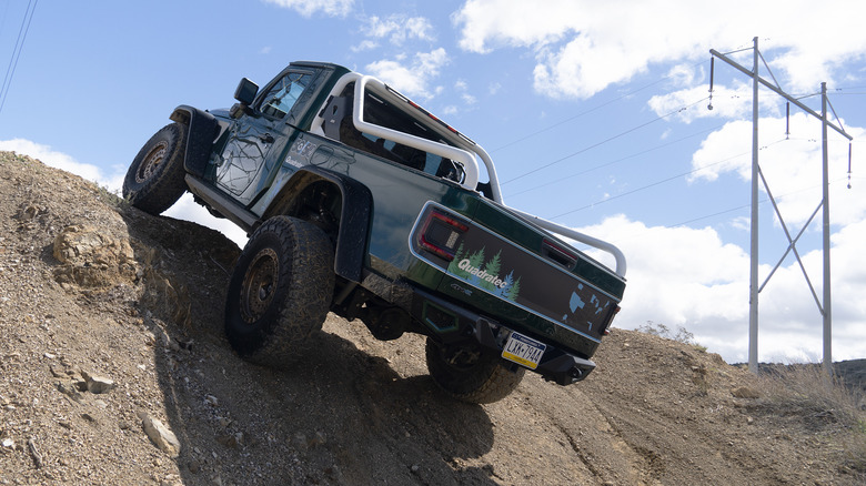 Quadratec JTe climbing hill