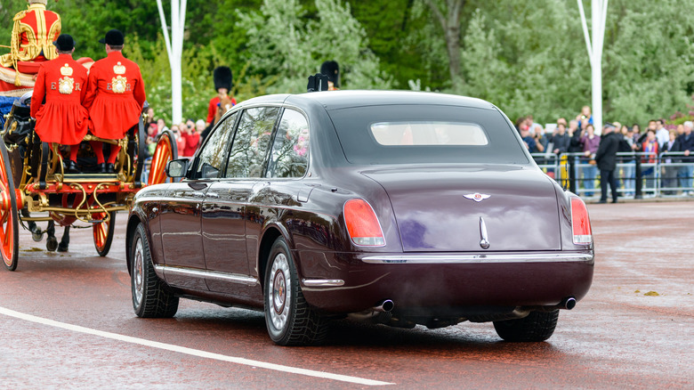 Queen Elizabeth limo