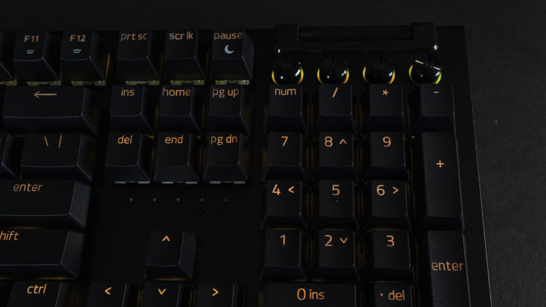 Razer BlackWidow V4 Pro