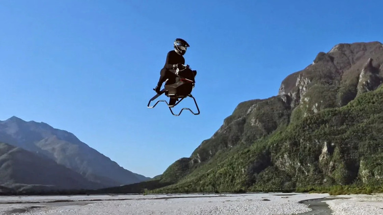 Volonaut Airbike flying