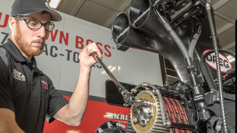 technician working with MAC Tools