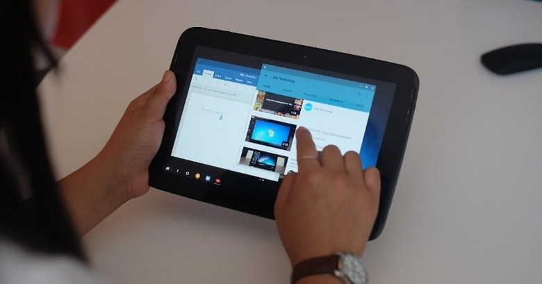 2. Nexus 10