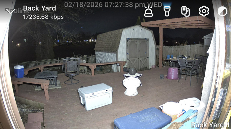 Reolink TrackFlex Wi-Fi  camera sample