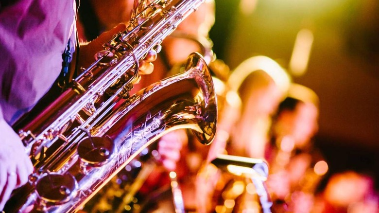 Researchers Say Putting Masks On Instruments Reduces COVID Risk - SlashGear