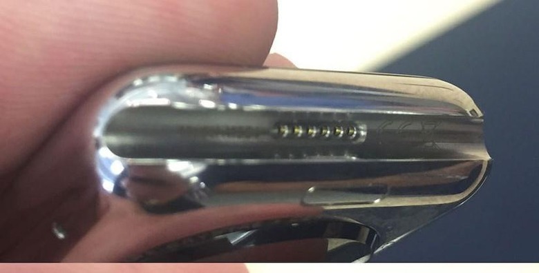 Retail Apple Watches discovered to still have diagnostic port