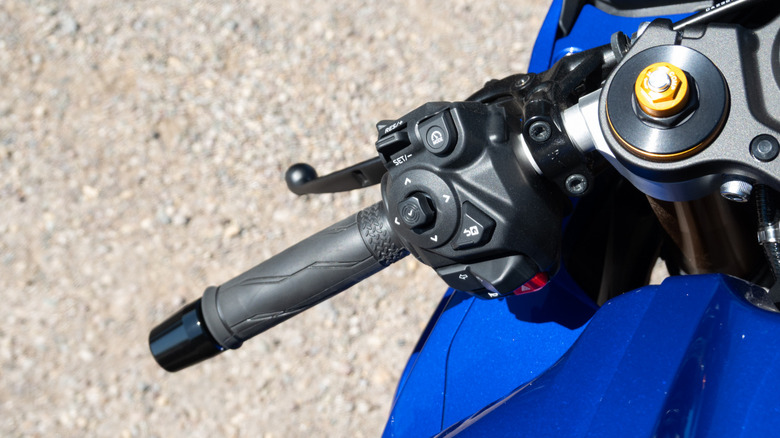 2026 Yamaha YZF-R7 left grip and controls