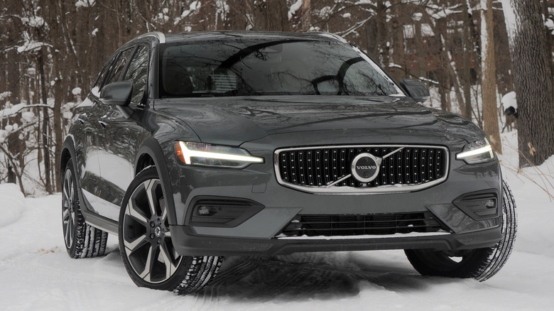2026 Volvo V60 Cross Country