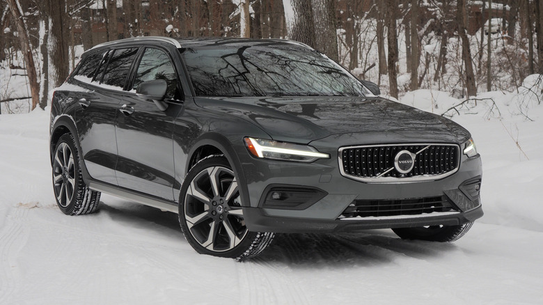 2026 Volvo V60 Cross Country