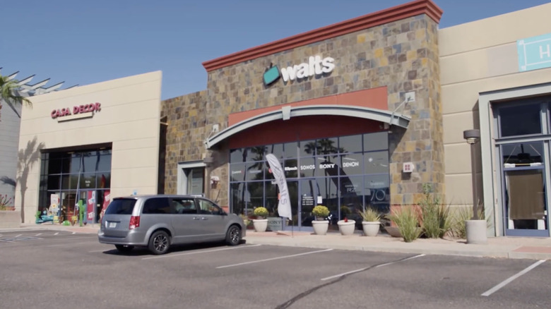 Storefront of Walts TV, a legitimate authorized reseller with an Amazon store